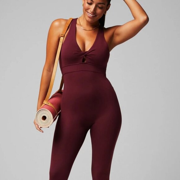 Fabletics NWT SZXXS Twist Front Pureluxe Onesie Merlot Gym Yoga Workout Exercise - Picture 1 of 13